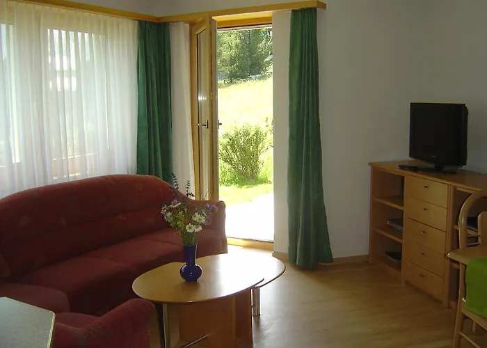 Haus Le Mirage 萨斯费